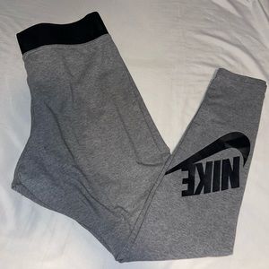 Nike leggings